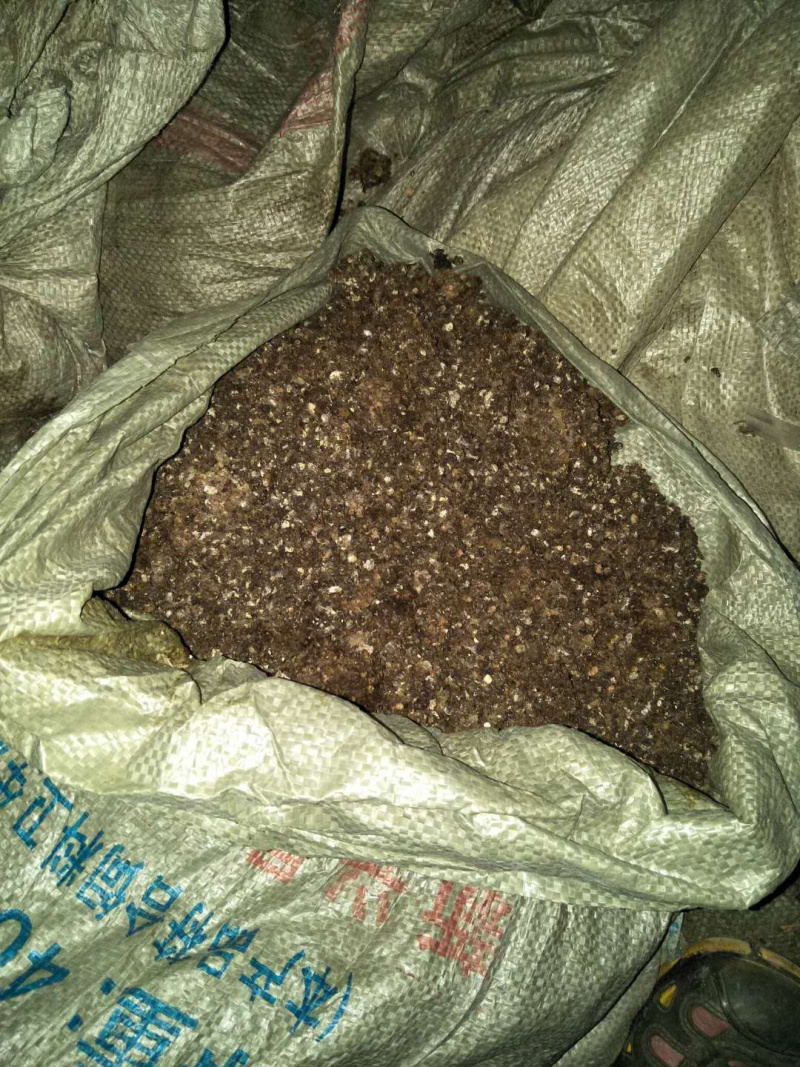 鸡粪肉鸡粪（喂鱼喂虾）