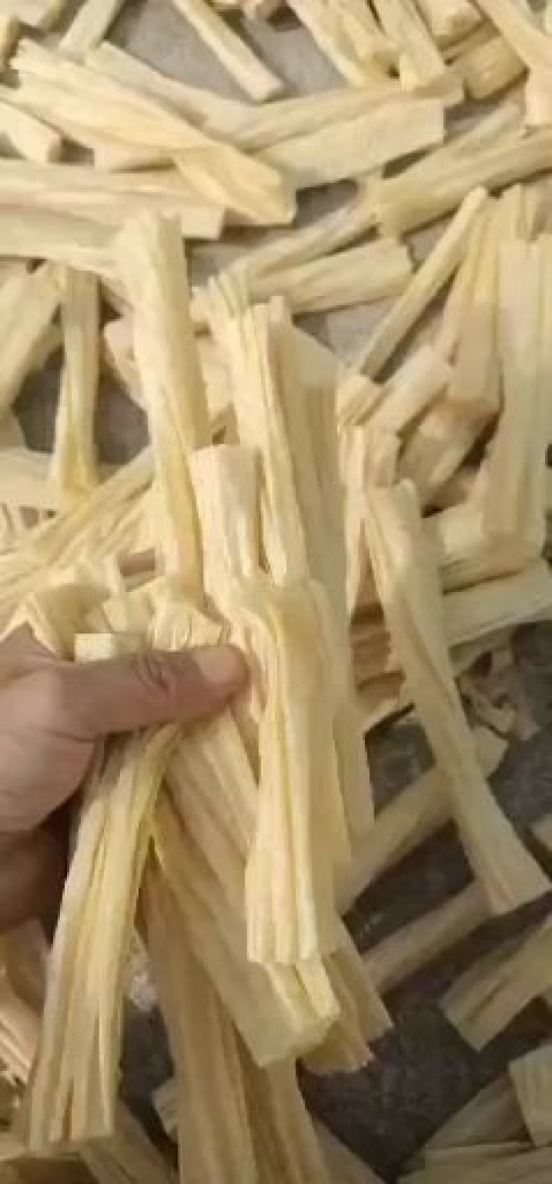 腐竹薄利多销物美价廉好吃不贵一级豆皮干货腐竹段