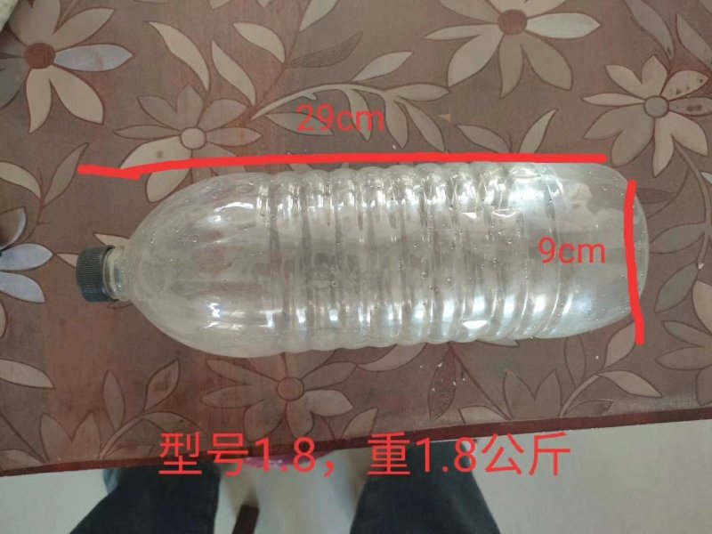 各种包装箱，各种好吃的杨梅