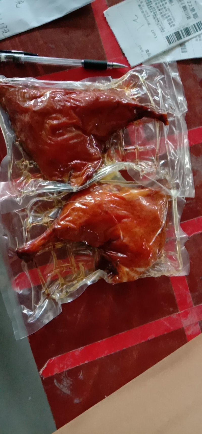柴火烟熏腊鸭腿(厂家直供每天供货5吨鸭腿1只250G左右