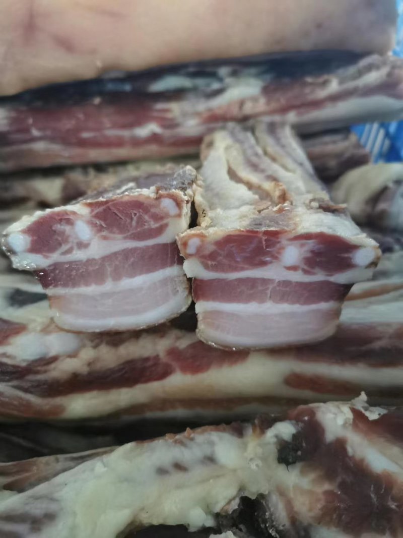 烟熏五花肉腊肉(还有红五花。风干五花。可打真空