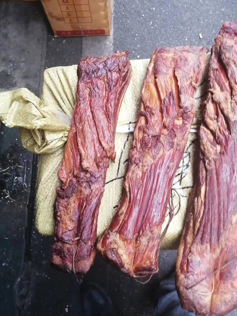 烟熏五花肉腊肉(还有红五花。风干五花。可打真空