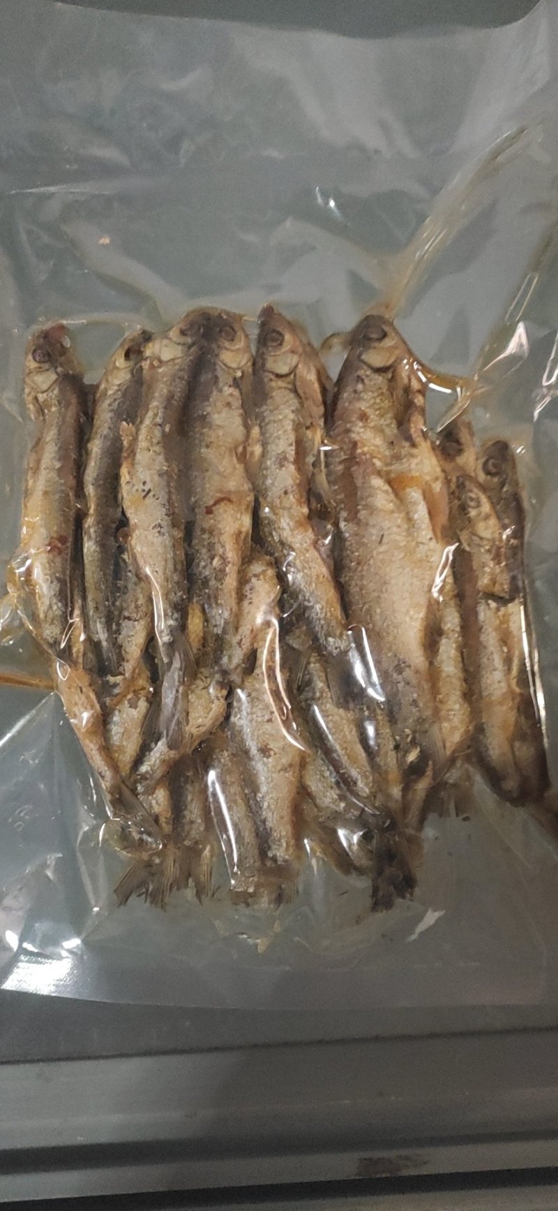 酱牛肉。酱鸭，鸡爪，猪耳朵，五香鱼，烧鸽，详细咨询微