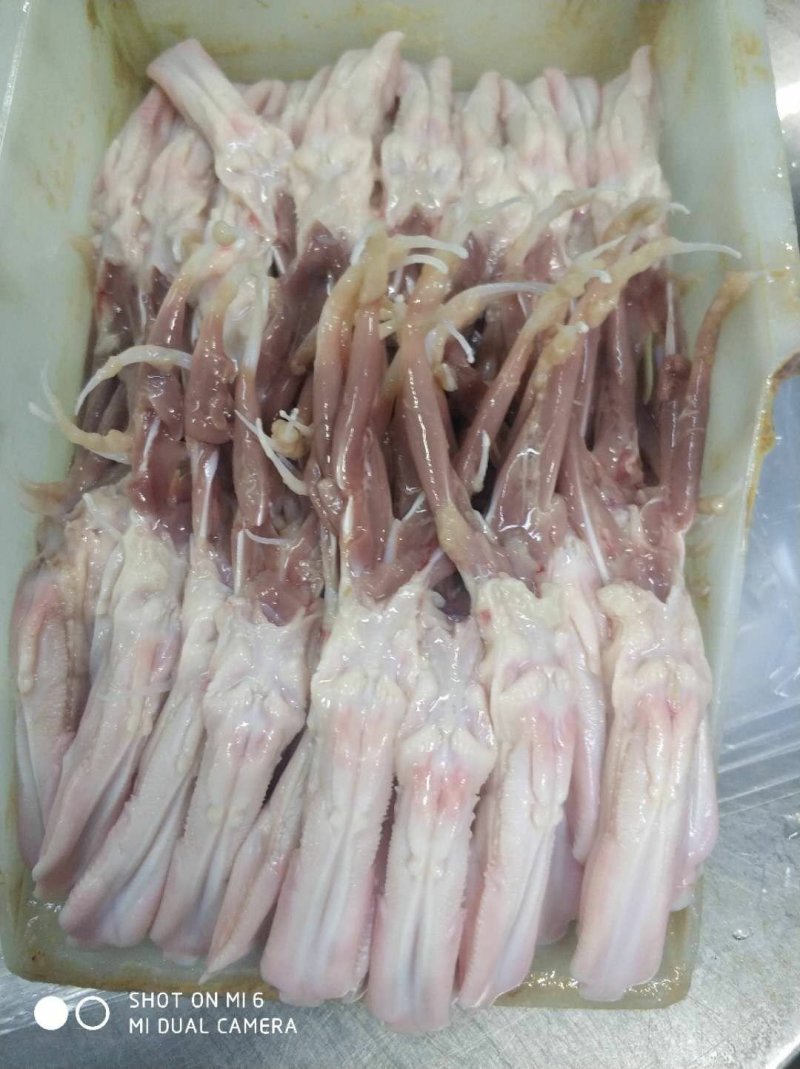 天润新鲜冷冻樱桃谷鸭舌，家庭，酒店，餐厅食堂之佳品