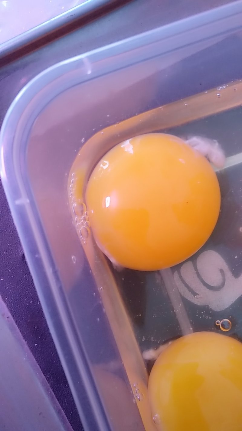 绿壳鸡蛋，纯山里溜达鸡蛋，，不打药，假一赔万