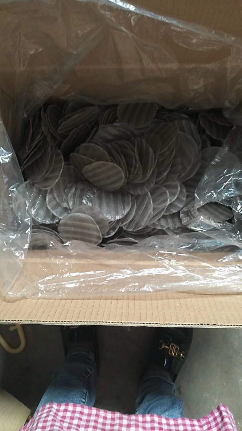 纯红薯小粉皮自然晾晒风干工艺，耐煮劲道，干净卫生无胶无添