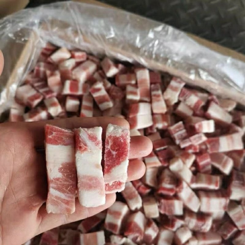 新鲜冷冻切块猪肉丁20斤一件
