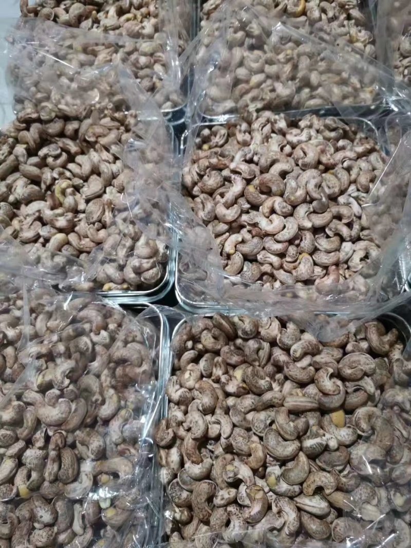 盐焗腰果180