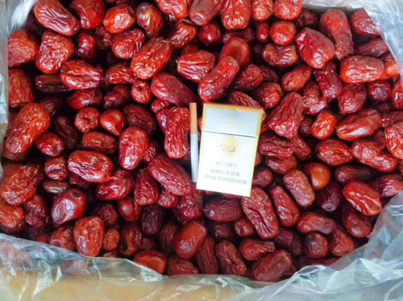 新疆红枣专业批发1.8元2.8元3.2元