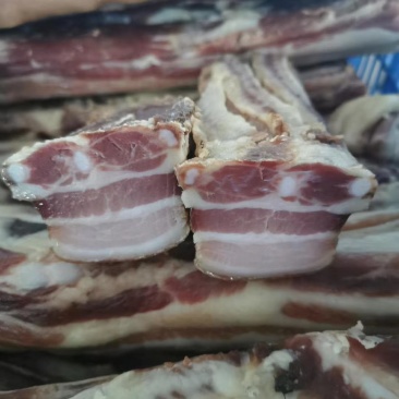 风干挑刺五花腊肉(后腿25.5/斤支持一件代发支持样品，