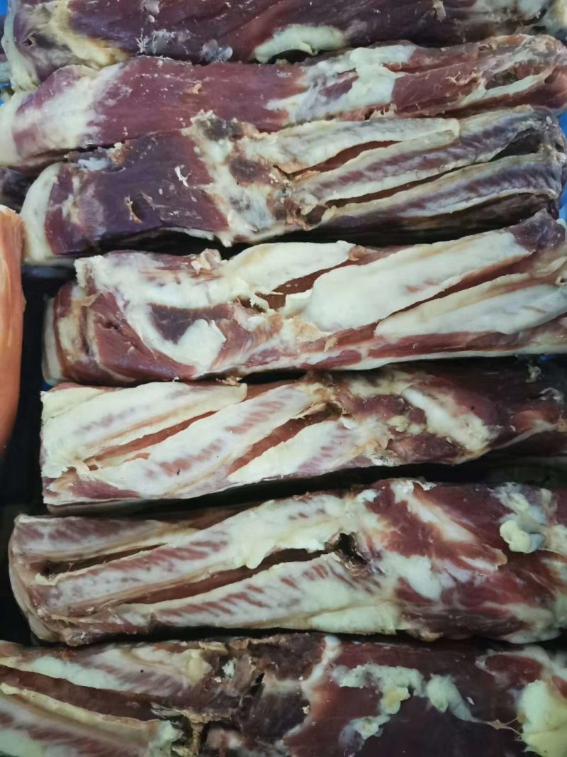 风干挑刺五花腊肉(后腿25.5/斤支持一件代发支持样品，