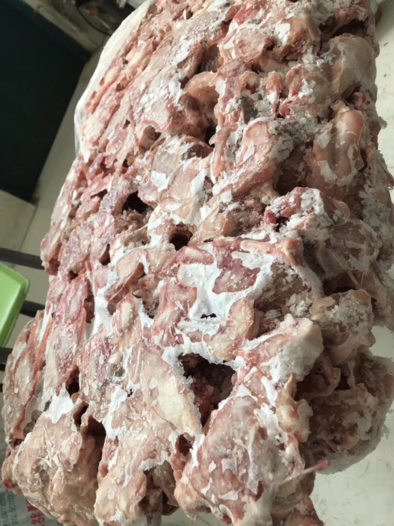 鸡架全架烧烤麻辣鸡架