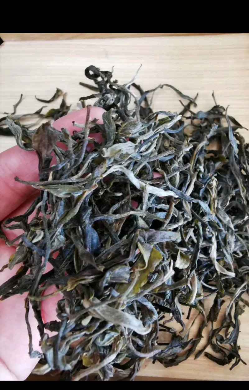 十万火急，因本人急需资金周转现处理一批今年春茶现有700