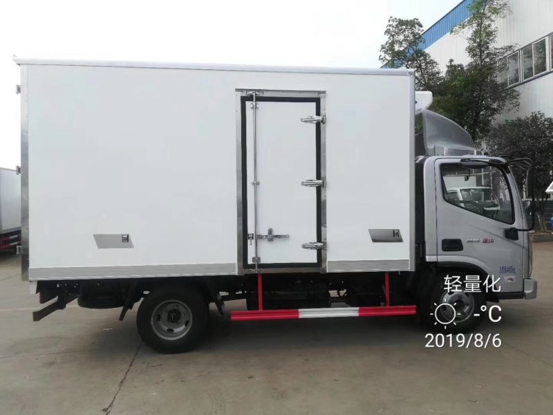 福田奥铃速运国五4.2米冷藏车