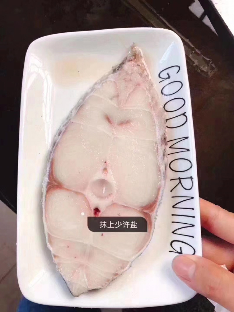 鳕鱼它的营养价值非常高，常被人们认为是山珍海味