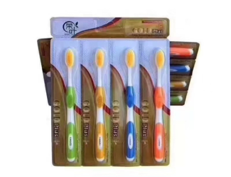 云南中药牙膏180克，竹炭纳米牙刷，低价批发地摊产品