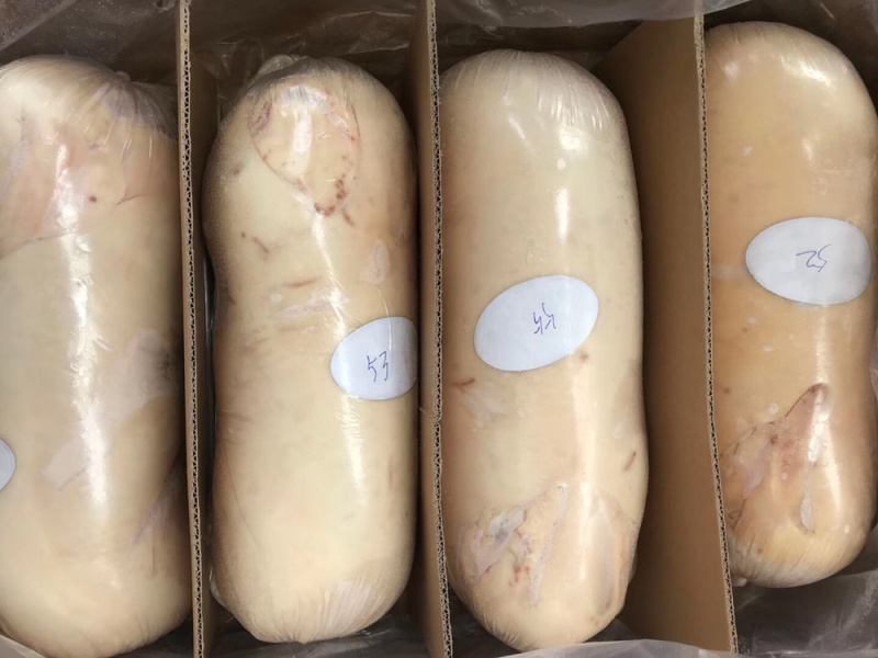 乳猪.黑棕鹅，白条鸭等等