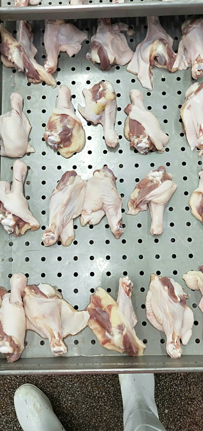 鸭翅根（骗子勿扰）六和产品值得信赖，一箱20斤