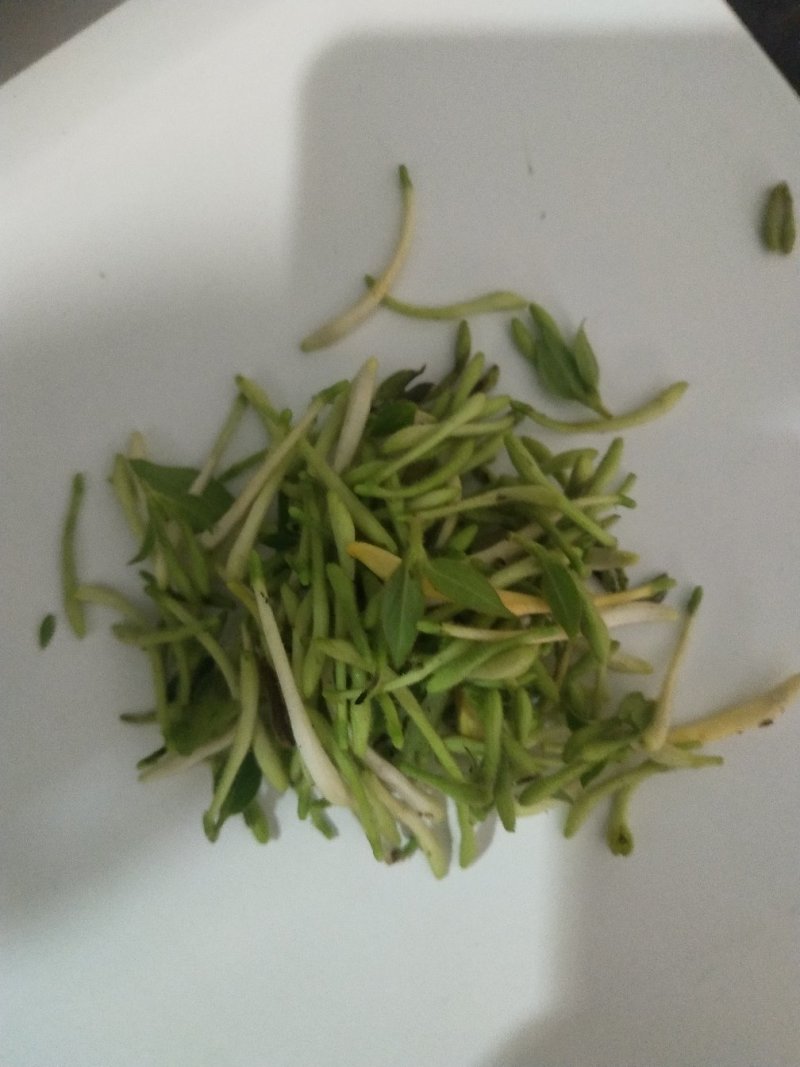 金银花，野生金银花，金银花茶天然含硒！干货批发！