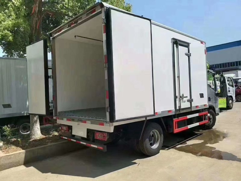 国六福田欧马可S14.2米冷藏车