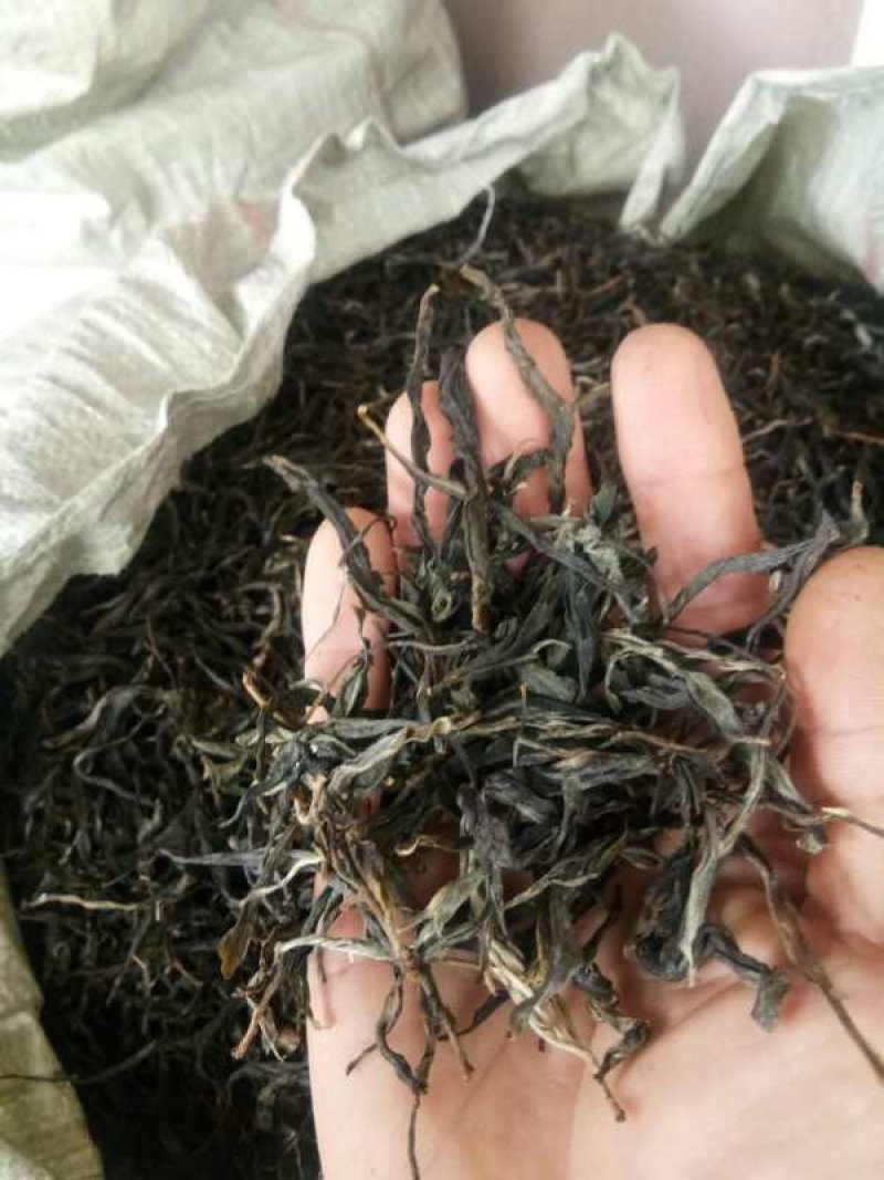 普洱百年古茶，每一道工序自己精心制作
