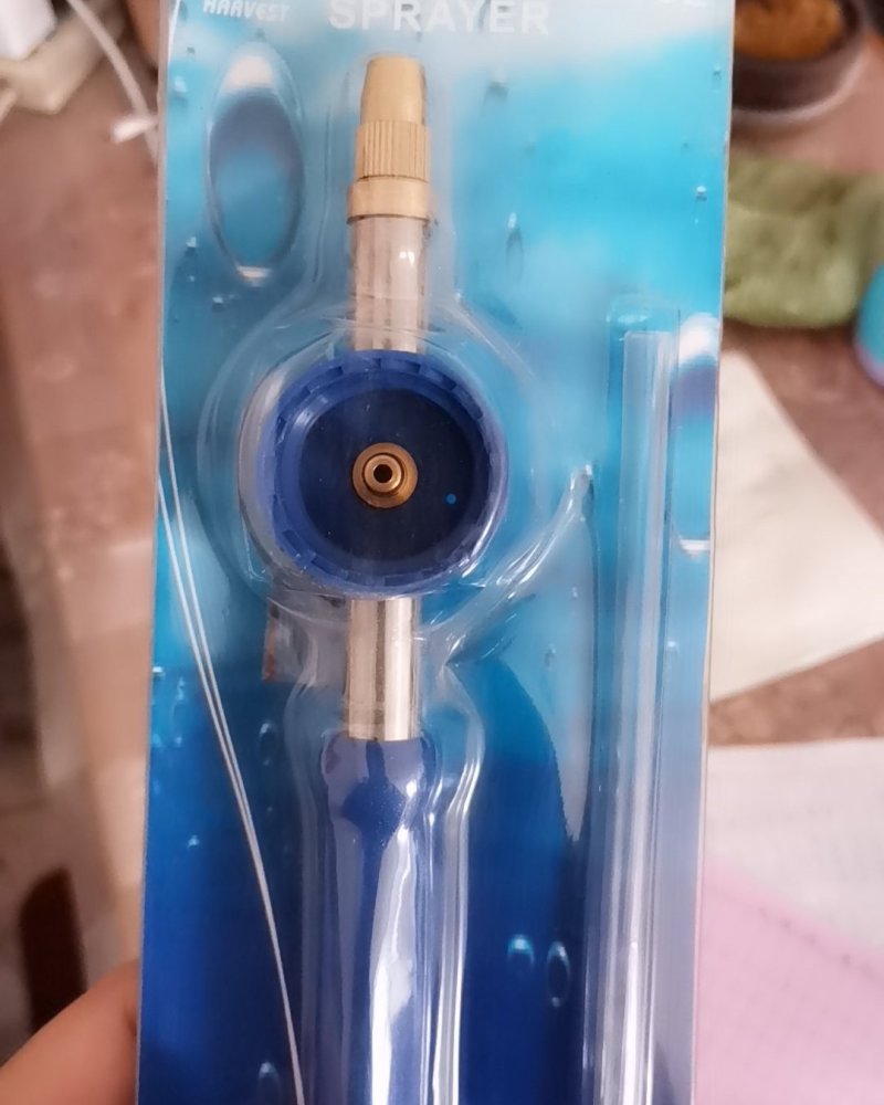 喷雾器，推拉式，可乐雪碧等饮料瓶通用，方便耐用。
