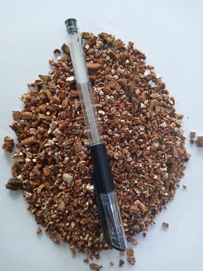 厂家批发育苗基质膨胀蛭石规格齐全量大优惠