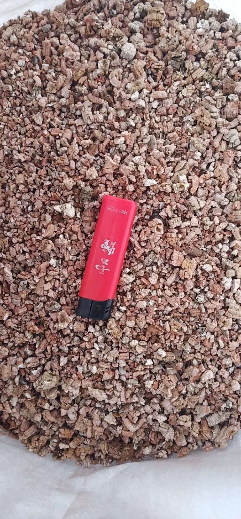 厂家批发育苗基质膨胀蛭石规格齐全量大优惠