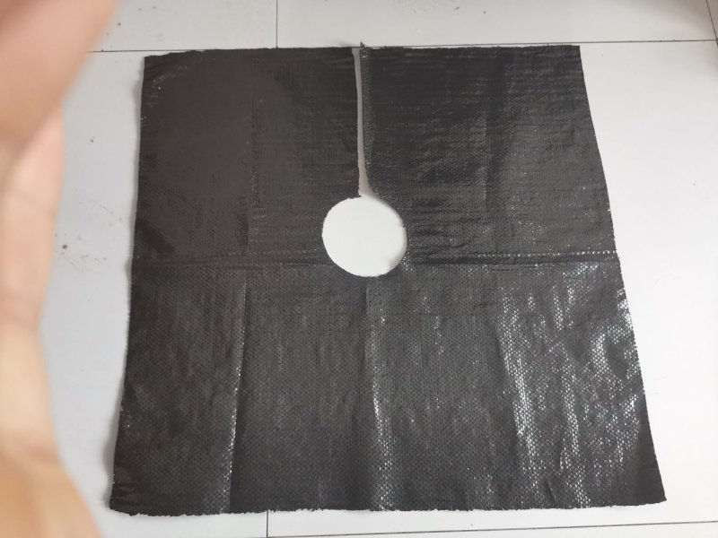全新PE防草布园艺地布果园除草布盖草布果树遮草布大棚地垫