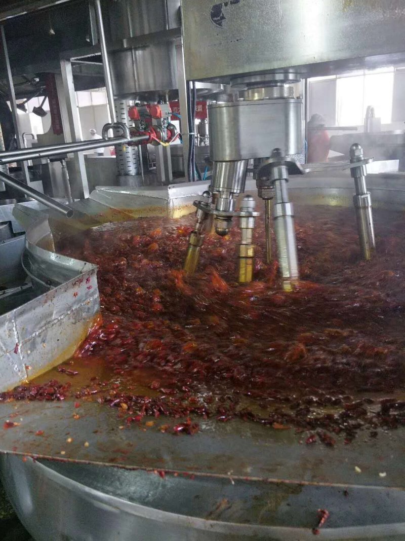 成都重庆牛油火锅料麻辣火鍋魚底料商用自助火锅底料