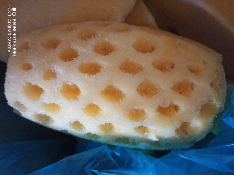 徐闻菠萝速冻红菠萝块、青菠萝块，香甜可口，可直接食用加工