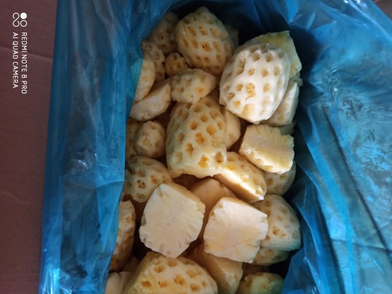 徐闻菠萝速冻红菠萝块、青菠萝块，香甜可口，可直接食用加工