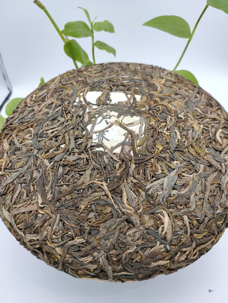 小户赛2010纯料云南七子饼普洱茶冰岛茶的香甜