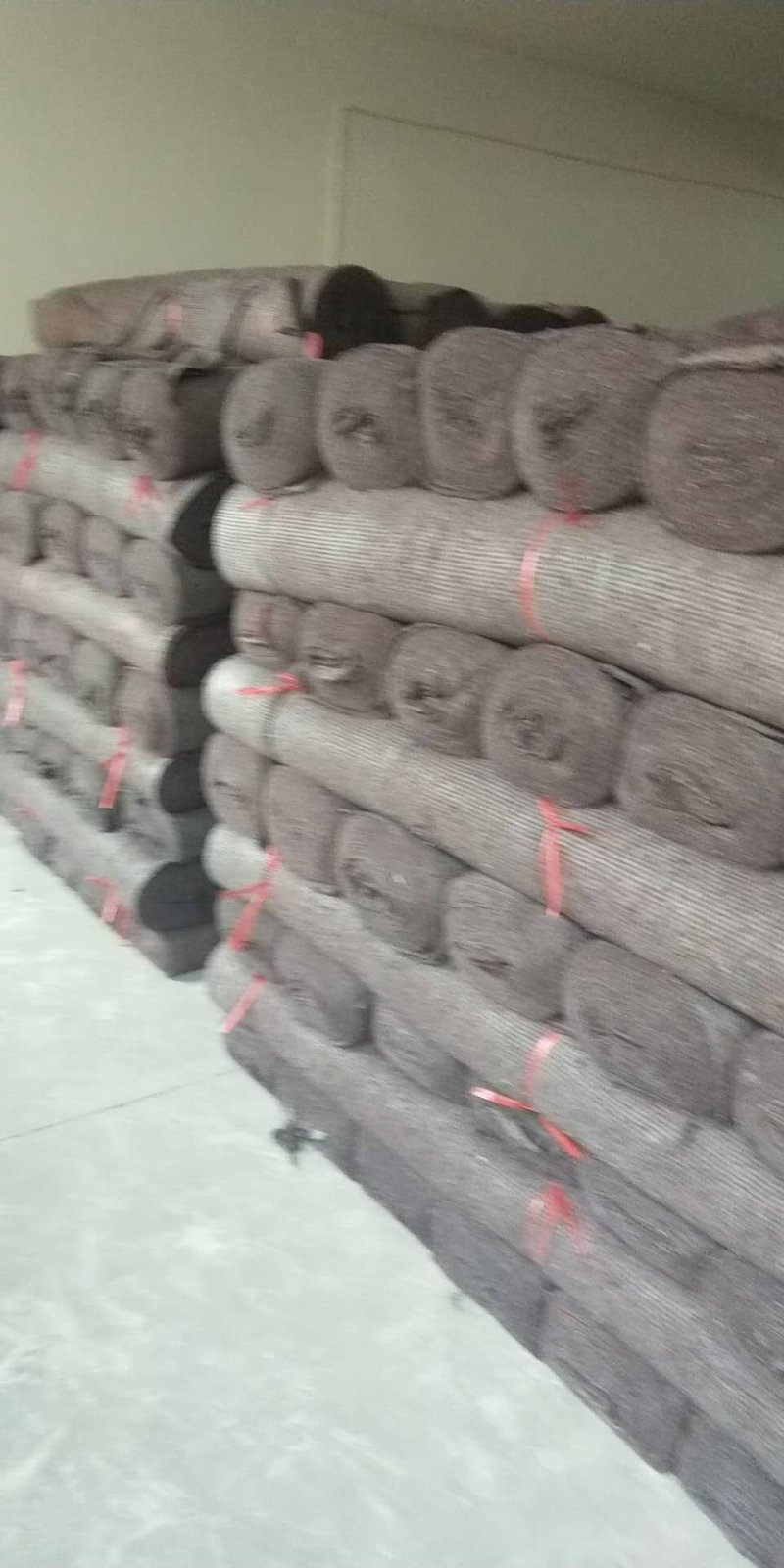 各种防草布，防晒布，及各种绿化设施，欢迎咨询