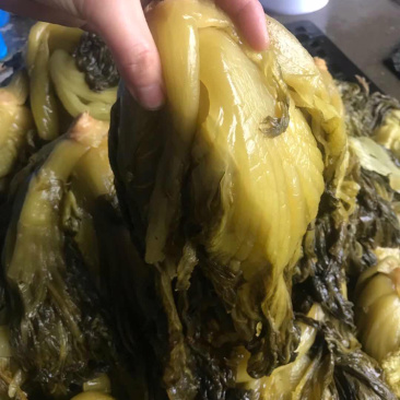 酸菜批发，常年供货，咸菜，大颗菜，小菜