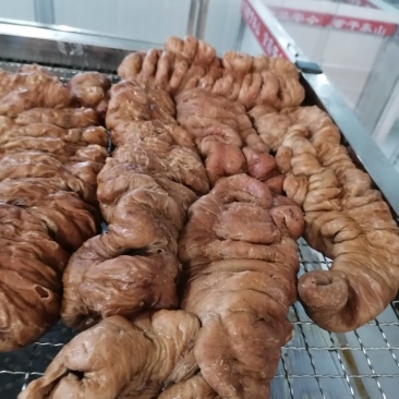 杜蒙荣辉肉食批发五香板肠，套肠大量有货