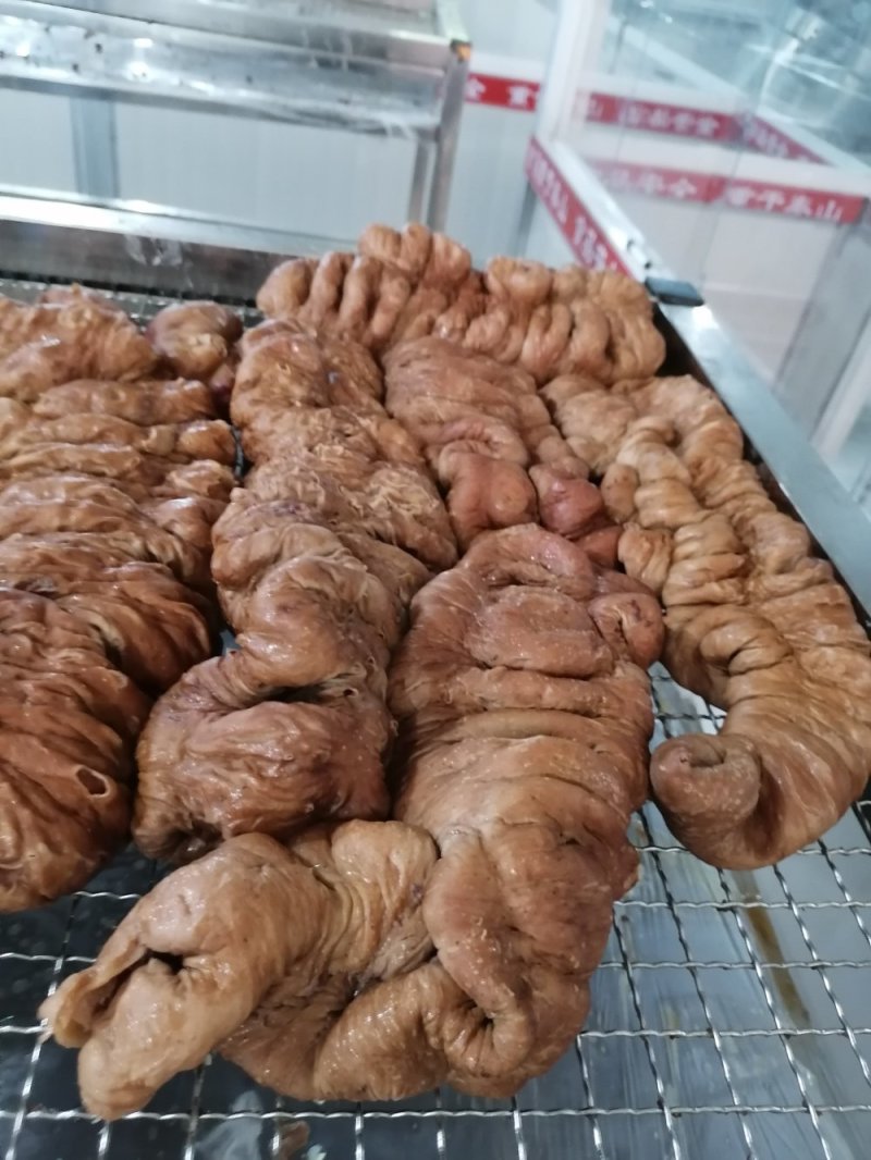 杜蒙荣辉肉食批发五香板肠，套肠大量有货