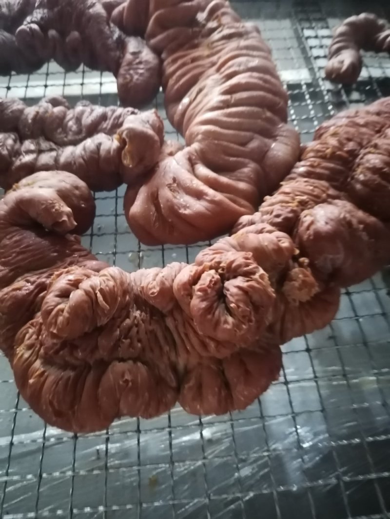 杜蒙荣辉肉食批发五香板肠，套肠大量有货