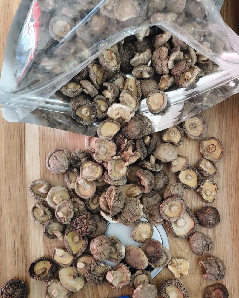 全国包邮云南精品食用菌野生菌干货小香菇
