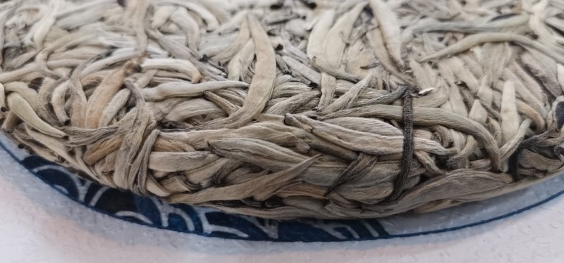 大白芽白茶普洱茶大芽景谷白茶包邮活动价