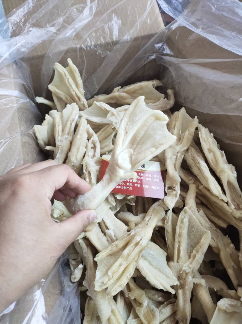 无骨鸭掌郑州万邦物流园冻品区