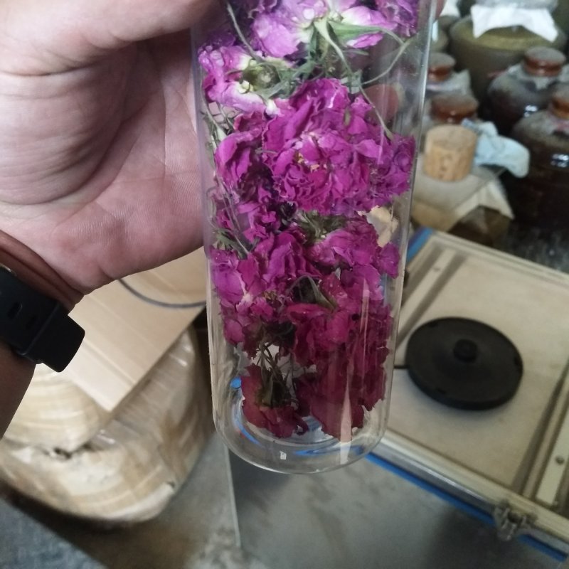 玫瑰花酱酒，（大马士革）