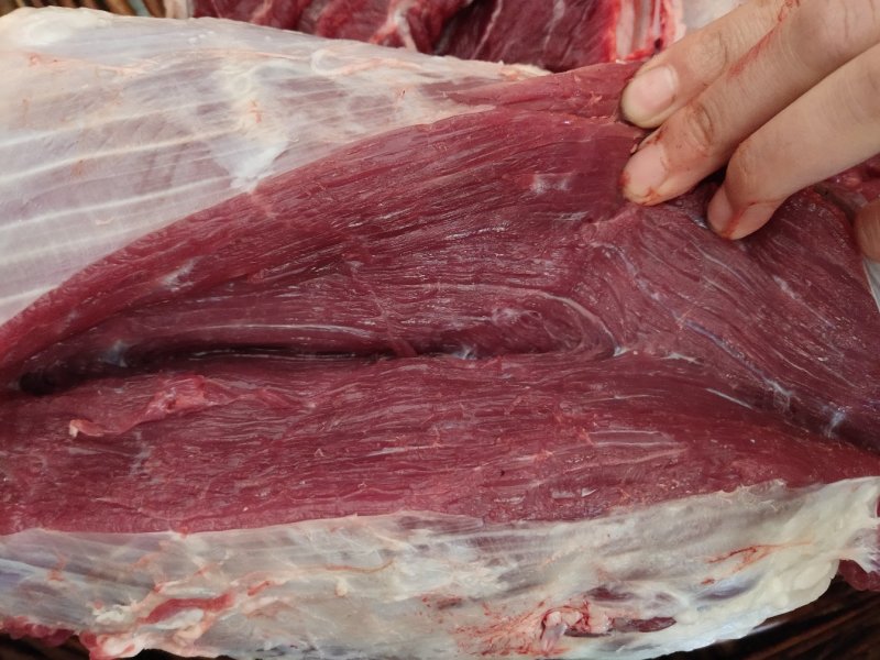国产纯干牛后部肉，证件齐全，诚信经营。。