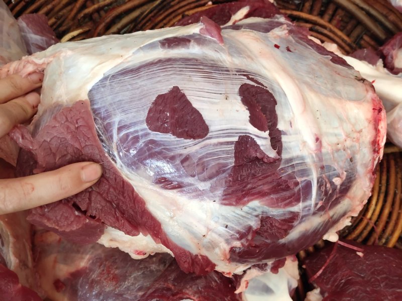 国产纯干牛后部肉，证件齐全，诚信经营。。