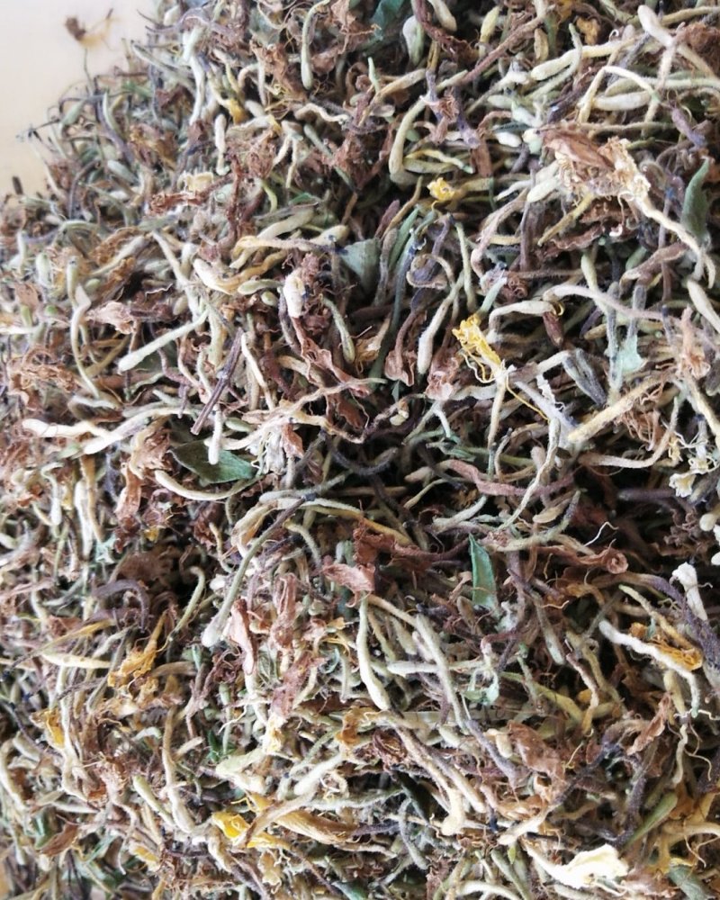 金银花湖北高山野生带毛金银花阳光生晒金银花干货纯手工采摘
