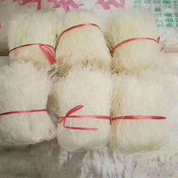 厂家直销豌豆粉丝批发袋装酸辣粉贝壳麻辣烫凉拌速食