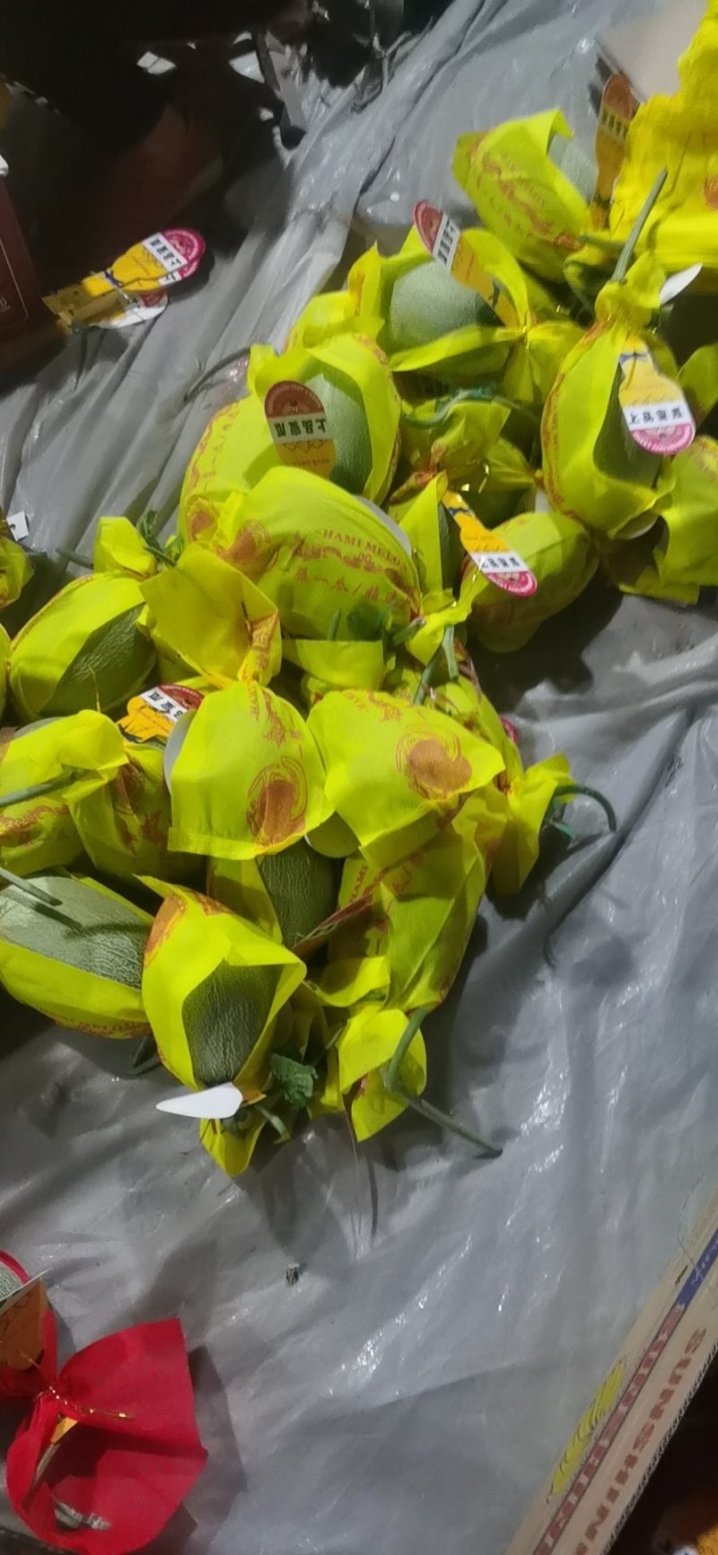 西州蜜瓜3斤以上长圆形