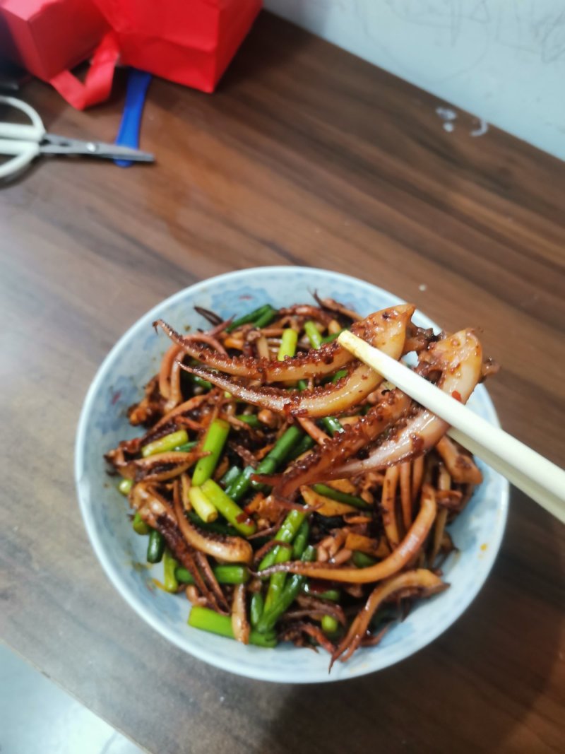 冷冻阿根廷鱿鱼须二本足大鱿鱼头鱿鱼足鱿鱼爪鱿鱼串海鲜水产