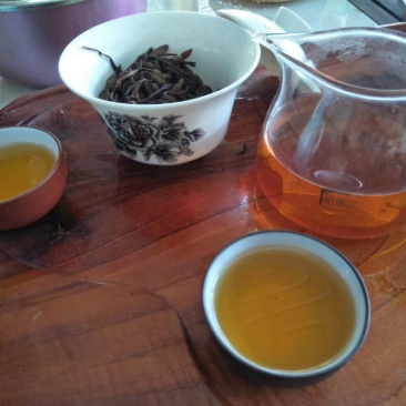 古树红茶，优选百年古树茶叶发酵，太阳干燥