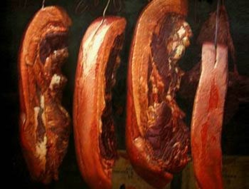农村腊肉及纯自然生长野生蔬菜
